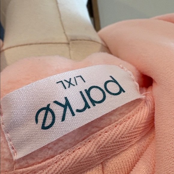 PARKE Valentine’s Day Fleece Hoodie Sweatshirt in Ballet Pink + White size L/XL - Picture 9 of 9